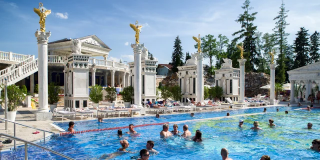 Rajecké Teplice: Pobyt v apartmánoch FloraVilla so vstupom do kúpeľov Spa Aphrodite