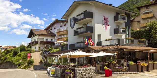 Aktívna dovolenka v talianskom Trentine: hotel s výhľadom na hory, raj cyklistiky aj lyžovania