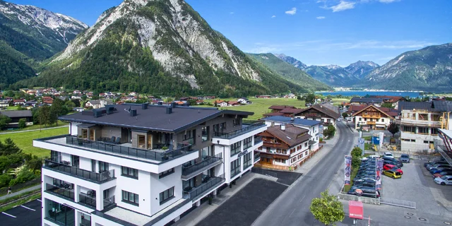Dovolenka v Rakúsku: hotel s raňajkami a privátnym wellness, 1,3 km od jazera Achensee