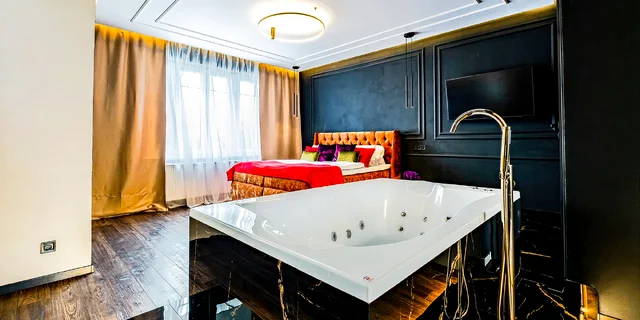 Luxusný apartmán s vírivkou a raňajkami v centre Nitry