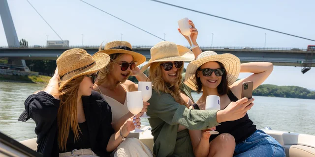 Privátne plavby po Dunaji: Bratislava, Dunajské Safari, Danubiana či Jarovecké rameno