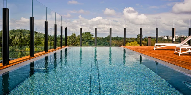 Radisson Resort Kolobrzeg****: wellness a infinity bazén, raňajky alebo polpenzia, herňa pre deti