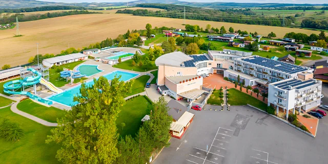 Wellness pobyt s polpenziou a neobmedzeným vstupom do bazénov a saunového sveta