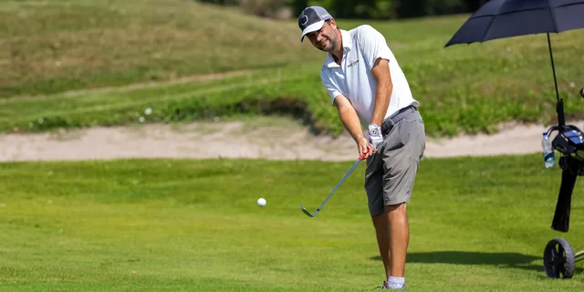 Intenzívny golfový kurz v Apex golf club v Báči pod vedením Lukáša Pullmana