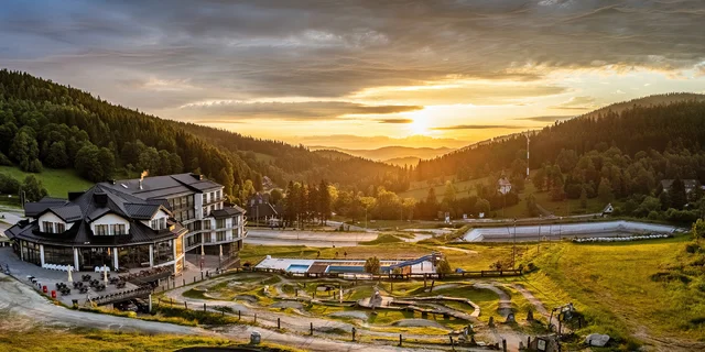 Dovolenka v Kladzkej kotline alebo na túry aj na lyže: hotel s raňajkami a neobmedzeným vstupom do wellness