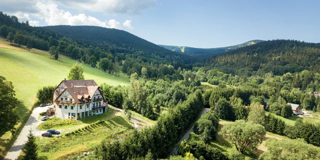 Dovolenka v Poľsku: hotel v Kladskej kotline s raňajkami a wellness