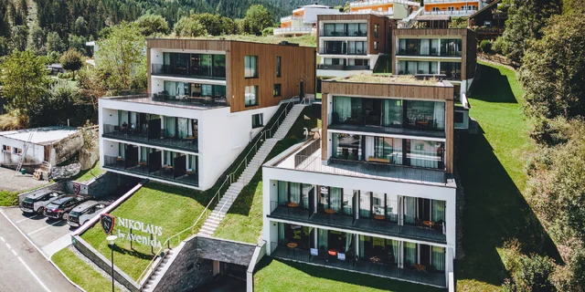 Moderný hotel v Zell am See: privátna sauna na izbe, raňajky aj karta výhod