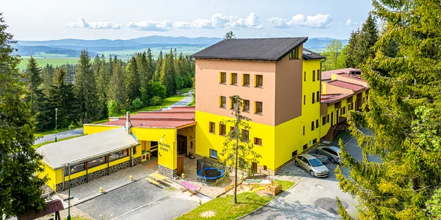 Zrekonštruovaný penzión v Tatranskej Štrbe s privátnym wellness aj vstupom do Aquacity Poprad
