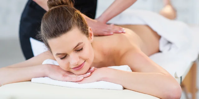 Relaxační, manuální lymfatická nebo anticelulitidní masáž: 30-90 min.