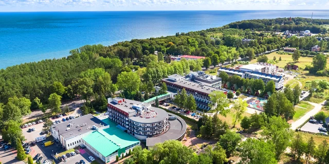 Pobyt pri Baltskom mori: hotel blízko mora, polpenzia, neobmedzený vstup do bazénov a sáun, animačné programy