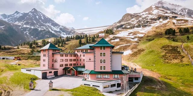 Dovolenka v Tirolsku: 4* hotel so stravou a neobmedzeným vstupom do wellness