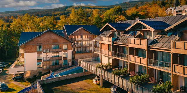 Świeradów-Zdrój: krásné apartmány, moderní wellness a snídaně nebo polopenze