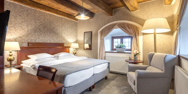 Zámocký hotel na okraji Prahy: luxusné izby, raňajky aj večere a vstupenky na výstavy