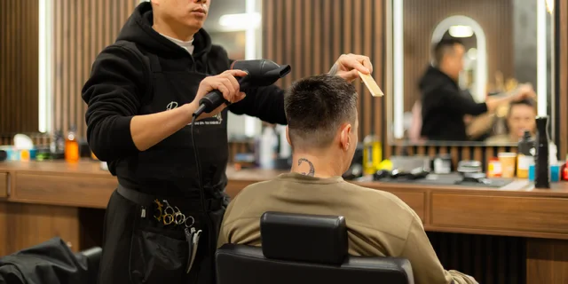 Detský i pánsky strih, úprava brady aj relaxačné head spa