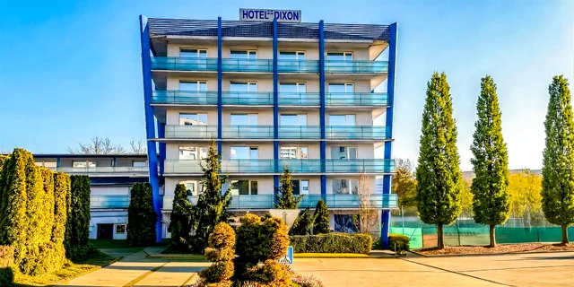 Vyhľadávaný nedávno zmodernizovaný hotel v Banskej Bystrici pri Aqualande: polpenzia a bohatý wellness (bazén, vírivky, sauny a haloterapia)