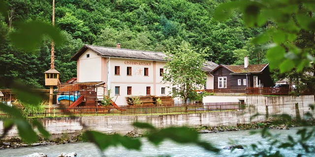 Pobyt s raňajkami alebo polpenziou v penzióne neďaleko Zell am See a Kaprunu