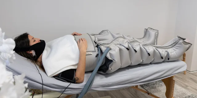 BODYSCULPTOR - odbúravanie viscerálneho a pokožného tuku, formovanie postavy a redukcia celulitídy v Balu Body Slim