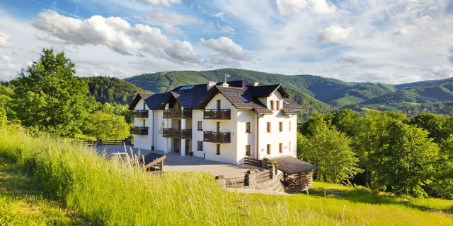 Pobyt v poľskej Ustroni: izba s výhľadom na hory alebo apartmán, raňajky či polpenzia, wellness aj súkromne
