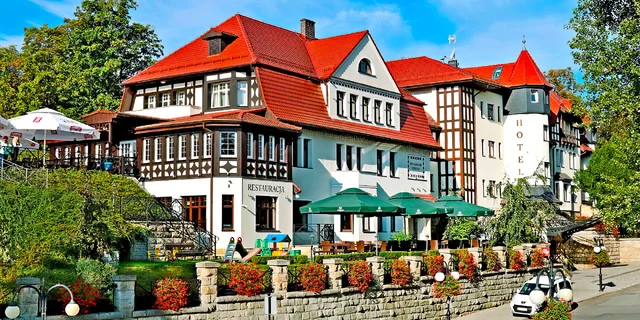 Polanica Zdrój: historický hotel s wellness, polpenzia aj vybavenie pre rodiny
