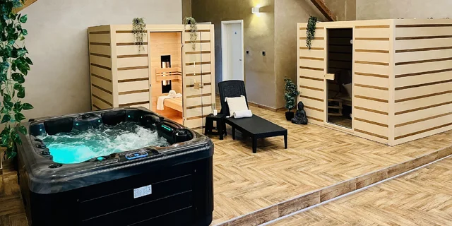Privátní wellness i s láhví sektu pro 2 osoby: 1, 2 nebo 3 hod.