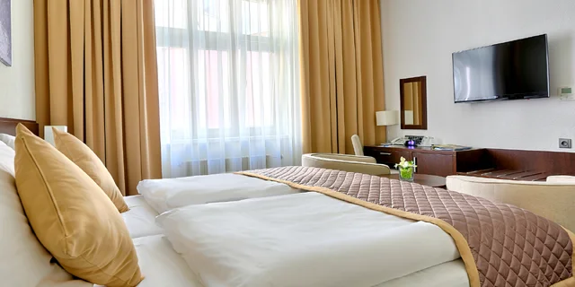 Hotel Pro Patria priamo v srdci kúpeľného ostrova: procedúra a polpenzia