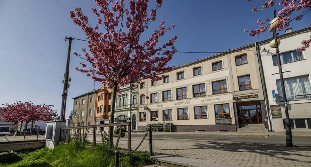 Oddych v Plzensku: novo zrekonštruovaný hotel, polpenzia aj vírivka na izbe