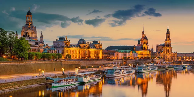 Slávne Karlove Vary, Popoluškin zámok Moritzburg a historické Drážďany