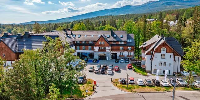 Moderný hotel v Sklárskej Porube v poľských Krkonošiach: neobmedzený wellness a polpenzia