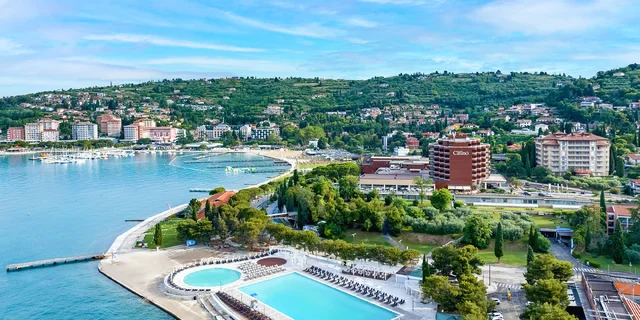 Dovolenka v slovinskej Portoroži: 4* Remisens Hotel Lucija na promenáde vrátane wellness a stravy, 100 m od pláže