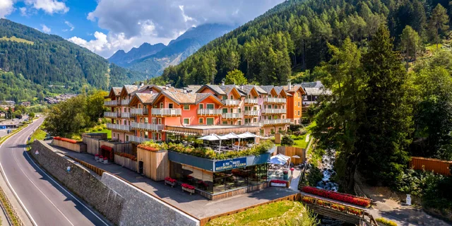 Talianske Passo Tonale: 4* apartmány s polpenziou a neobmedzeným wellness
