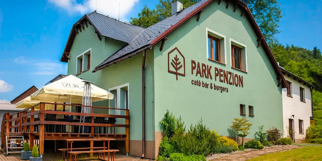Pobyt v Malej Morávke v Jeseníkoch: raňajky aj pizza, víno alebo privátne wellness