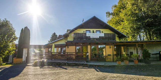 Za krásami Šumavy: penzión s polpenziou a wellness aj zábavou