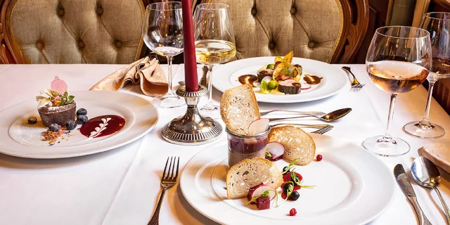 Zámecká restaurace: 13 tipů, kam na dokonalé rande a romantickou večeři