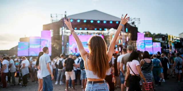 Užite si leto plné hudby a slobody: Festivaly Pohoda, Víno pod hviezdami, Lovestream a ďalšie otvárajú svoje brány