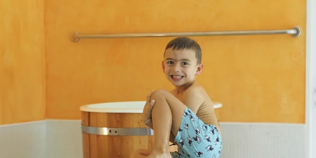 Vířivka, lyže i Cimrman. Blogerka testuje oceněný hotel v Jizerkách