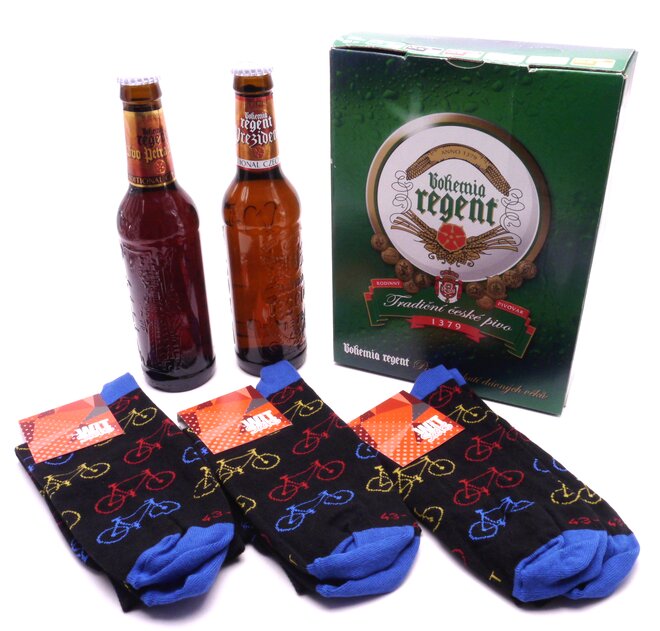2x pivo + 3 páry ponožek cyklista