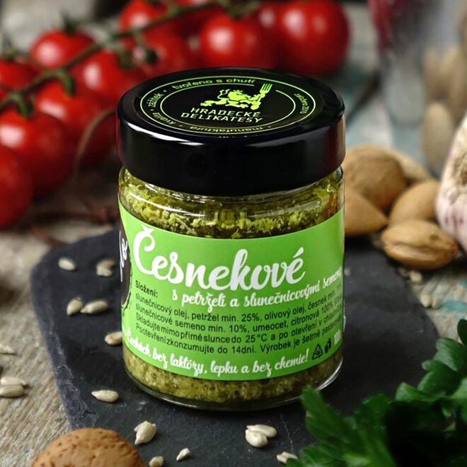 Česnekové pesto s petrželí, 100 g