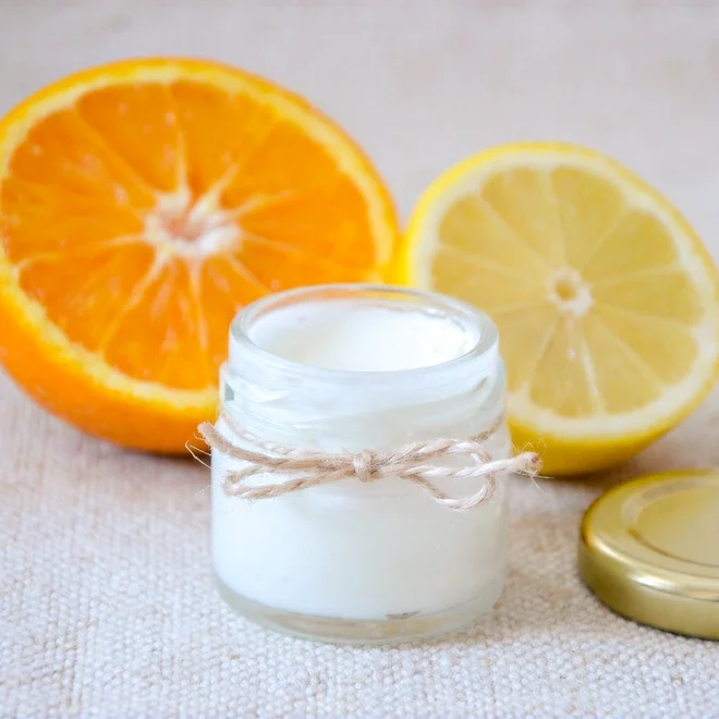 30 ml Prírodná krémová voňavka a dezodorant 2v1 (citrus)