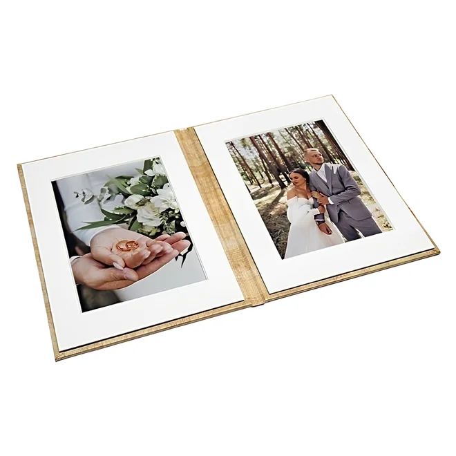 Booklet s paspartou