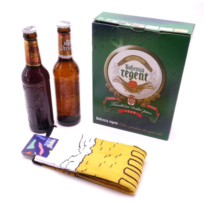 2 piva + podkolenky Pivo