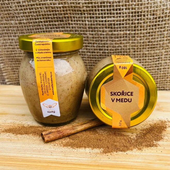 Skořice v medu, 180 g