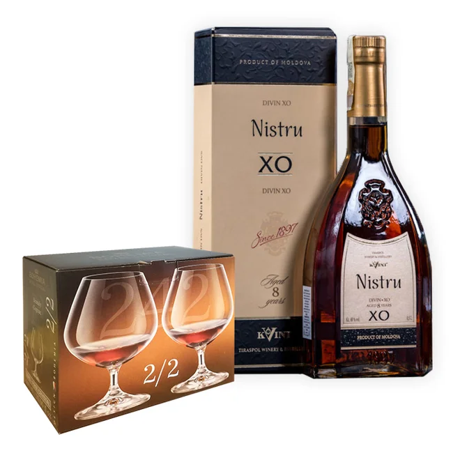 Brandy Kvint Nistru 8Y a 2 skleničky