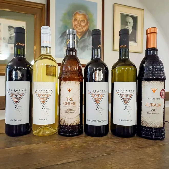 6x 0,75 l Mix 6 druhov vín: Tradičné vína na od Masaryka na každú príležitosť