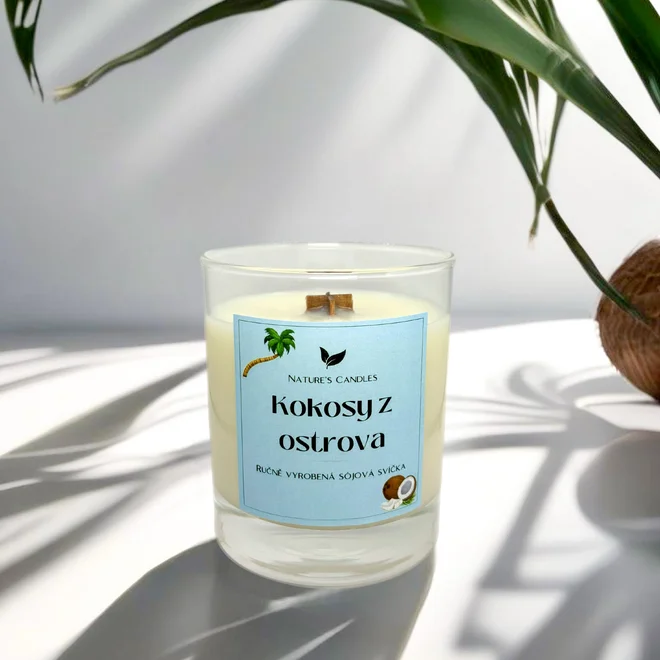180 g Handmade sójová sviečka s dreveným knôtom "Kokosy z ostrova"