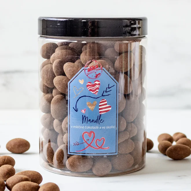 Mandle v mléčné čokoládě a skořici, 650 g