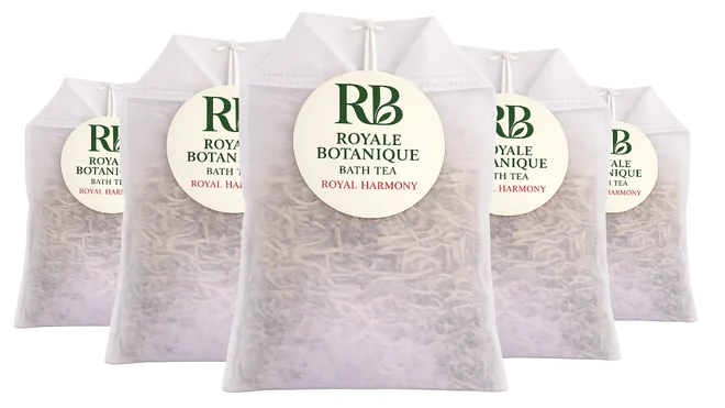 Balenie prémiových čajov do kúpeľa "Royale Botanique"