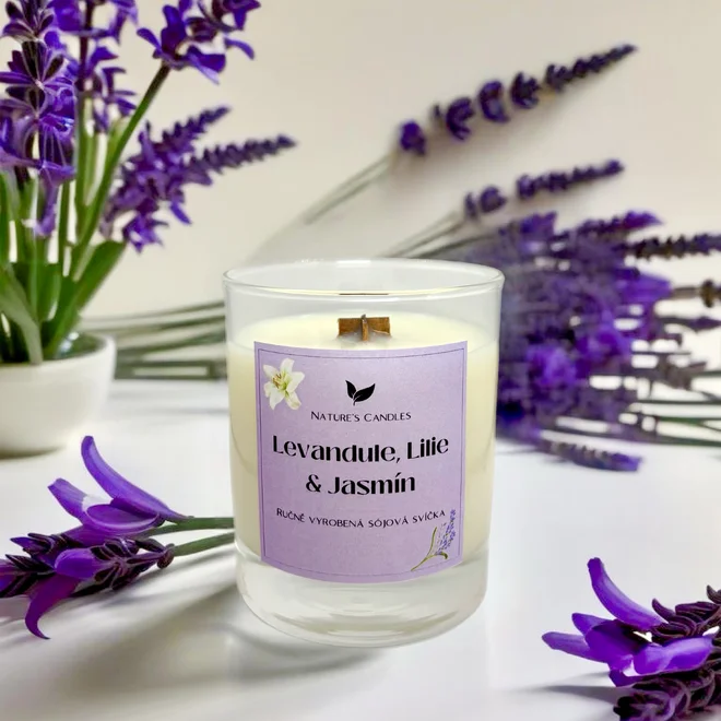 180 g Handmade sójová sviečka s dreveným knôtom "Levanduľa, Ľalia & Jazmín"