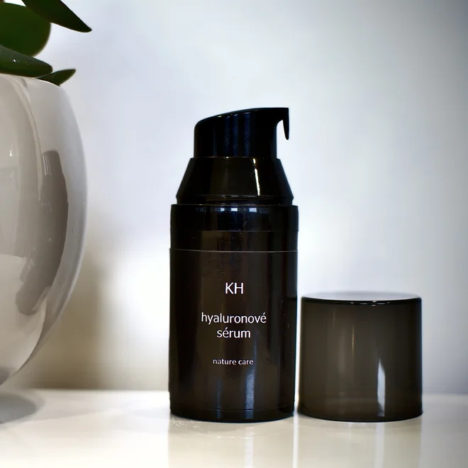 Hyaluronové sérum