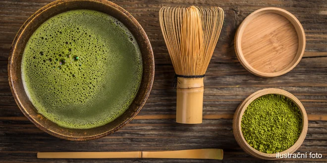 Mletý zelený čaj Matcha i v ovocných příchutích
