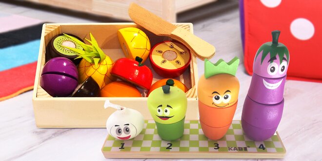 Dřevěné hračky pro děti: krájecí ovoce a zelenina